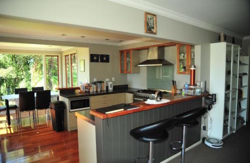 Mangorei House | Georges BnB Nature and Lifestyle Retreat