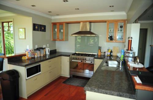 Mangorei House | Georges BnB Nature and Lifestyle Retreat