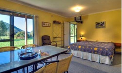 Linkwater Resort | Smiths Farm Holiday Park