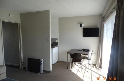 Palmerston North Hotel | Ambassador Motel