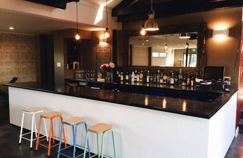 Mount Somers Hotel | Stronechrubie Accommodation and Restaurant