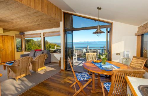 Britannia Heights House | The Wheelhouse Inn