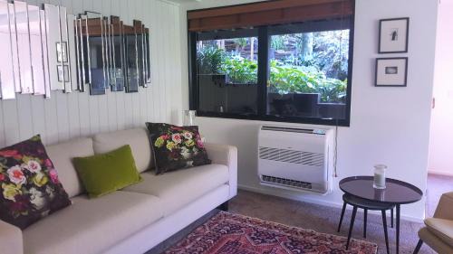 New Plymouth Bed & Breakfast | Sequoia Steps