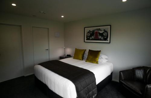 Lowburn Apartment | Central Park Apartments