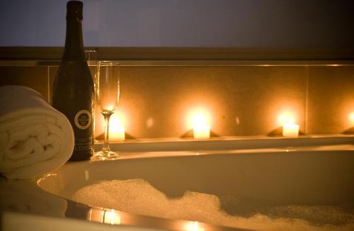 Ahuriri Hotel | The Crown Hotel