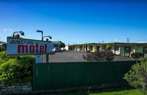 Sanson Hotel | Junction Motel Sanson-Truck Motel
