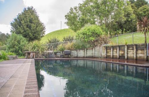 Waitomo Caves Hostel | JunoHall Backpackers