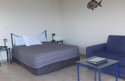 Ahipara Hotel | Ahipara Bay Motel