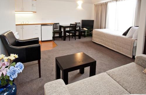 North Dunedin Hotel | Cable Court Motel