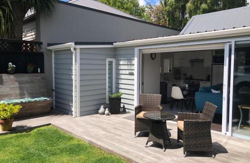 Christchurch City Centre House | Rose Cottage