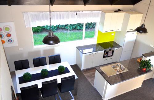 Tarurutangi Apartment | A Touch of Tuscany at Hillsborough