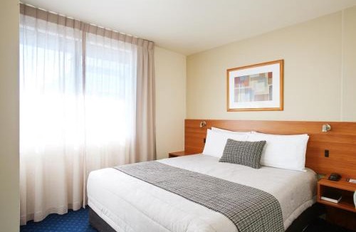 Hamilton Hotel | Ventura Inn & Suites Hamilton