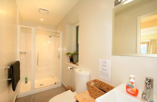 Dunedin Bed & Breakfast | Sleep on the Steepest Street in the World!