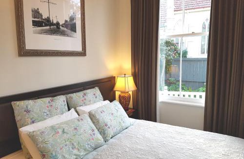 Ponsonby House | Ponsonby Manor