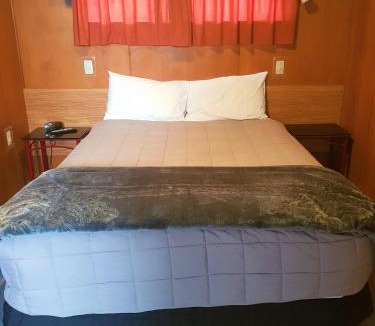Wairoa Hotel | Vista Motor Lodge