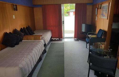 Wairoa Hotel | Vista Motor Lodge