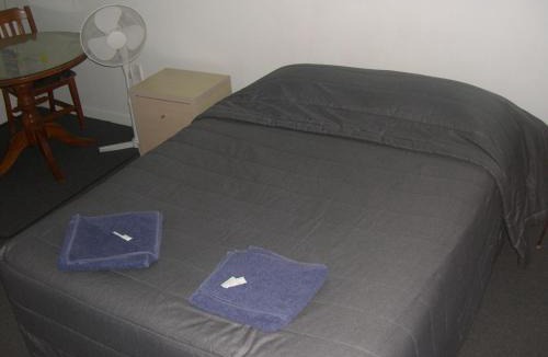 Tauranga Hotel | Strand Motel