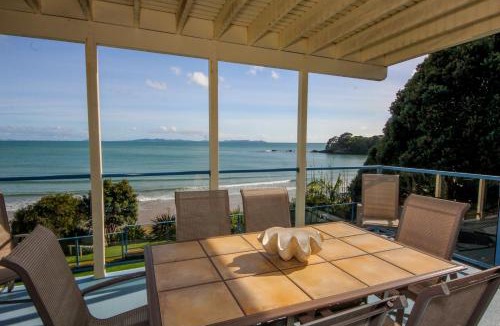 Coopers Beach Apartment | By the Bay Beachfront Apartments