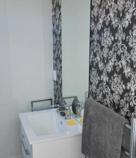Nelson House | Villa on Milton