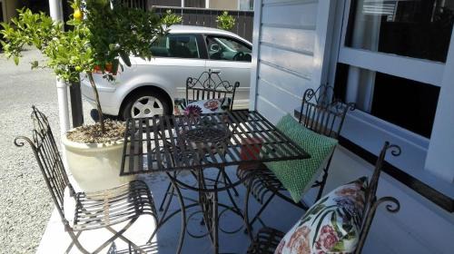 Nelson House | Villa on Milton