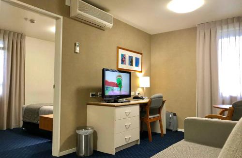 Hamilton Hotel | Ventura Inn & Suites Hamilton