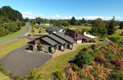 Waitomo Caves Bed & Breakfast | Waitomo Golfstays B&B