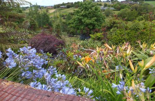 Waitomo Caves Bed & Breakfast | Waitomo Golfstays B&B