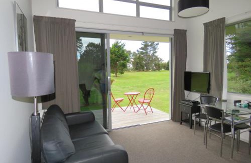 Westport Apartment | The Links Carters Beach Apartments