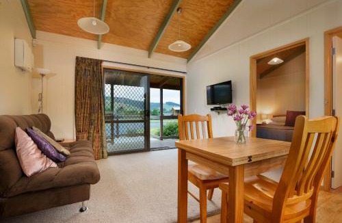 Mosgiel Hotel | Longbourne Lodge Motel Mosgiel