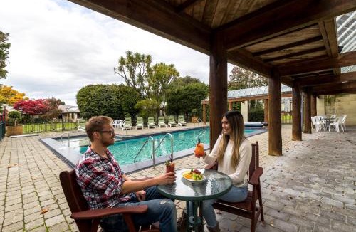 Te Anau Hotel | Distinction Te Anau Hotel & Villas