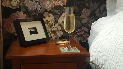 New Plymouth Bed & Breakfast | Sequoia Steps