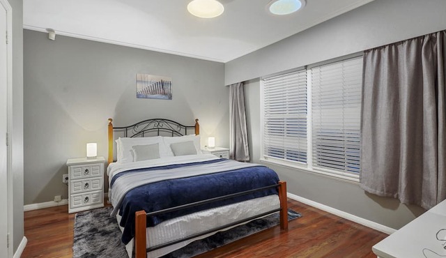 Kohi Family Home- Netflix & Gardens View