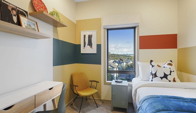 Super Chic Apt nr Albany Mall - Carpark