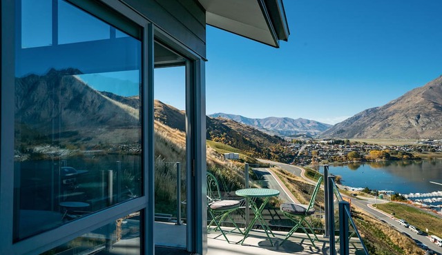 MODERN ALPINE LIVING SPECTACULAR VIEW in Queenstown