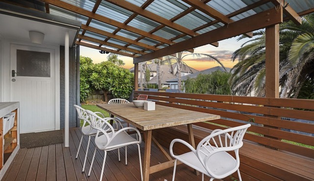 Amazing Home By Beach - Aircon-ed