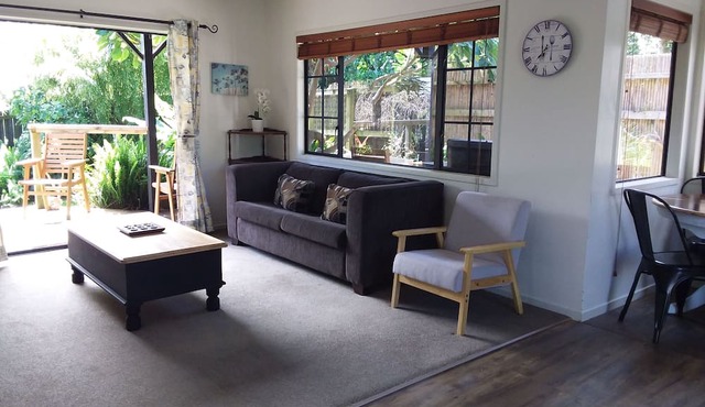 500m to Town/Deck/WiFi/Chromecast/BBQ/Dog Friendly in Coromandel