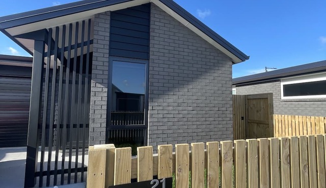 Welcome to Oioi Holiday Home in Tauranga