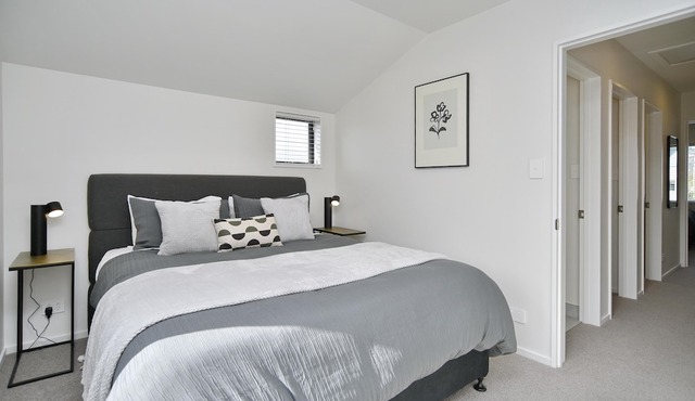 Āta Haere - Modern, comfortable and funky getaway close to central Christchurch in Christchurch