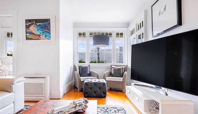 Sunny two-bedroom villa