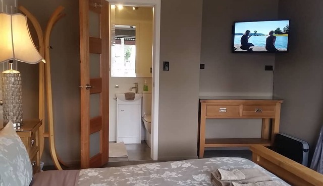 Designer Cottage B&B in Christchurch