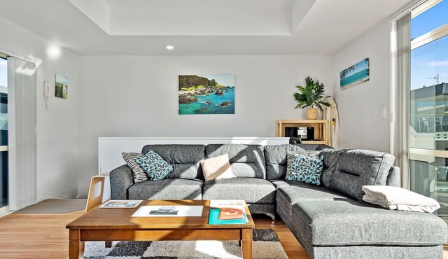 License to Chill - Mt Maunganui Holiday Apartment in Mt Maunganui