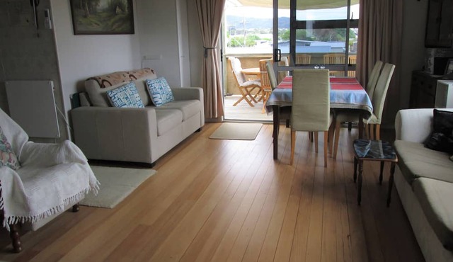 Kiwi bach with beach views. in Mangawhai Heads