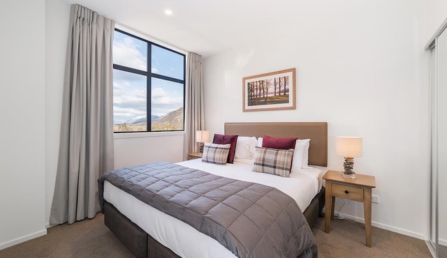 Executive 2 Bedroom Apartment Remarkables Park in Queenstown