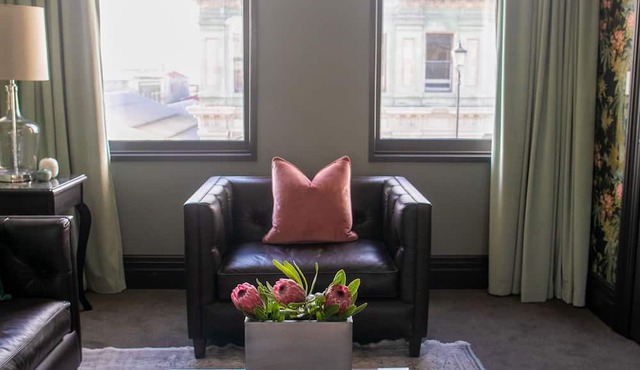 The Old Confectionery - Heritage Apartment in the Old Precinct in Otago