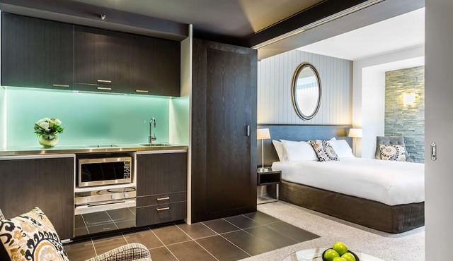 DoubleTree by Hilton Queenstown in Kawarau Falls