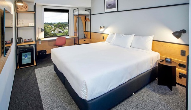 ibis Hamilton Tainui