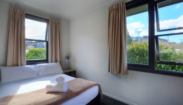 The Black Sheep Backpackers in Queenstown