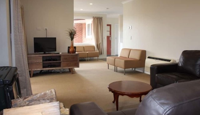 Meg's Place - Free Wifi Sky TV warm and quiet. in Ashburton