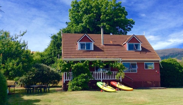 Shiloh - Diamond Harbour Accommodation in Purau