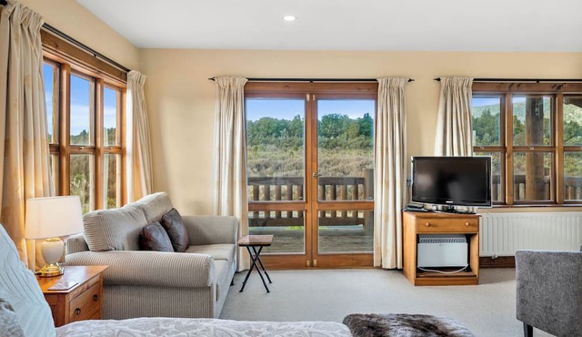 Mountain Heights Lodge in National Park Village
